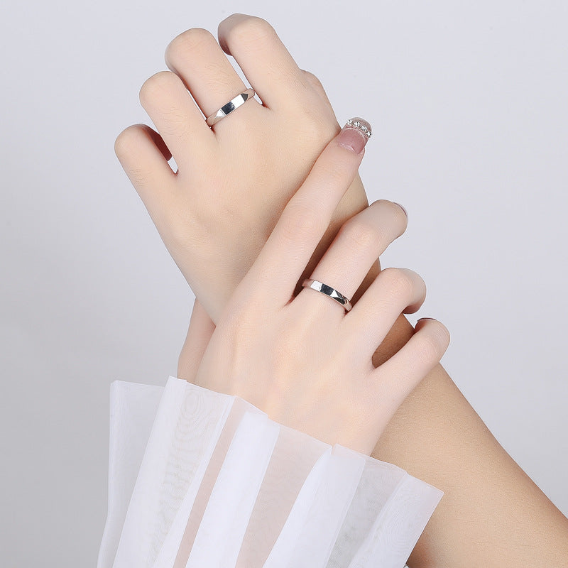 ✨ADJUSTABLE LIGHT SCULPTED RING✨