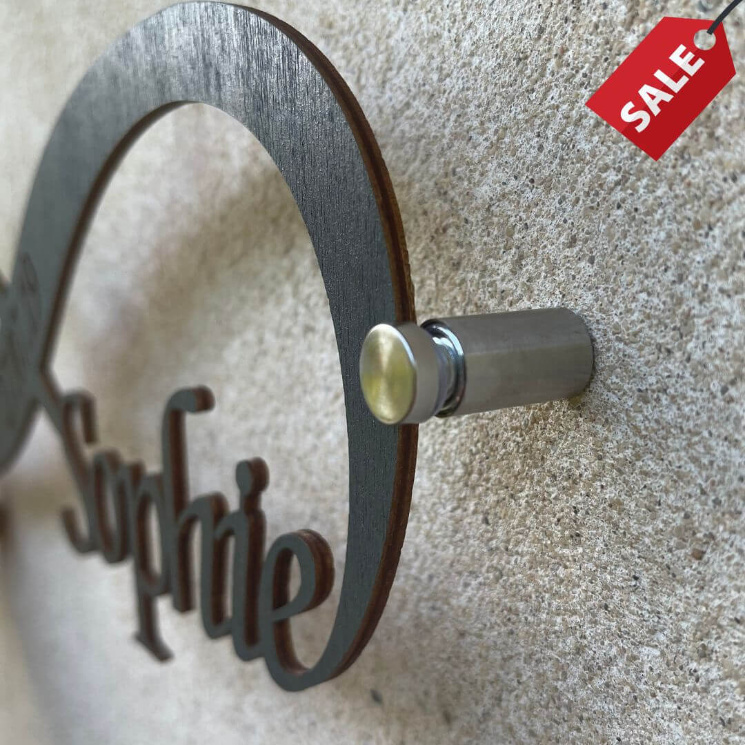 Signe en métal monogramme Infinity Couples