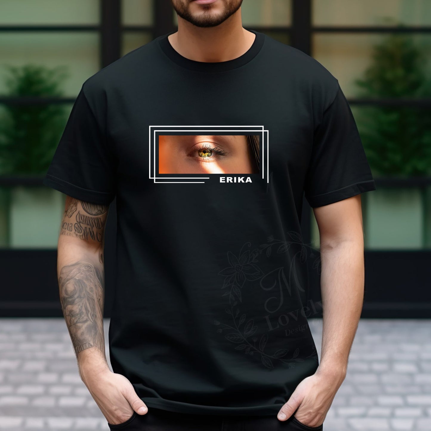 ✨✨ Unique Custom Eyes Tee 👀