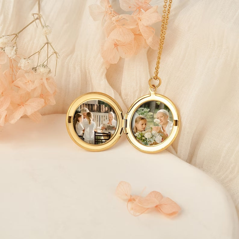 Personalized Gifts Birth Flower Photo Necklace